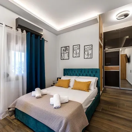 Apartment Seaside In Agkisaras 2 *