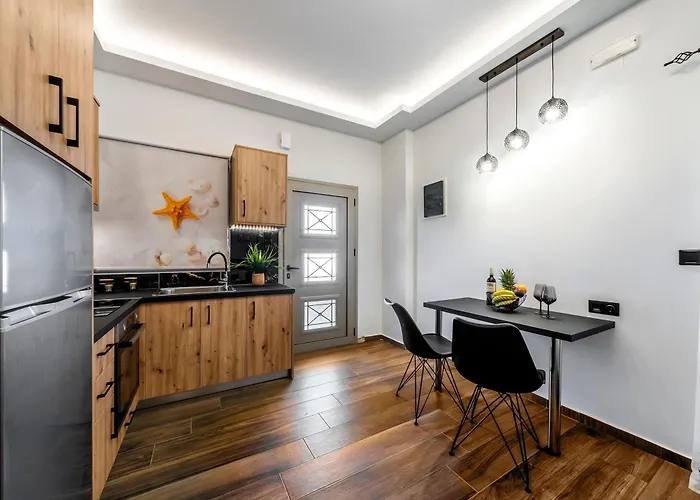 Апартаменти Seaside In Agkisaras 2 *